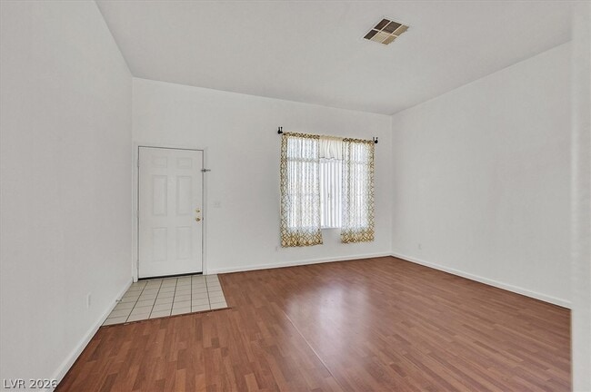 Building Photo - 1199 Sunfire Ave