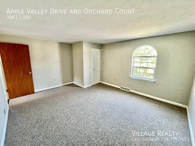 Building Photo - 710 Apple Valley Dr