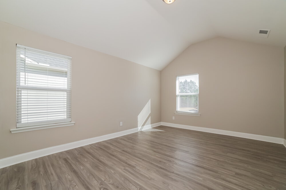Building Photo - 5195 Howell Ct