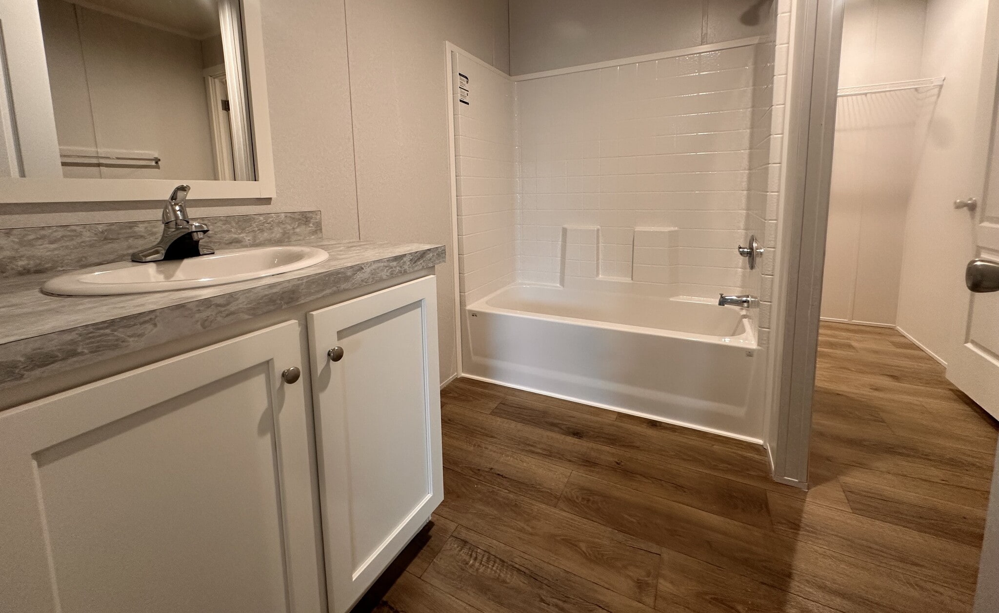 Building Photo - 30 Lapin St