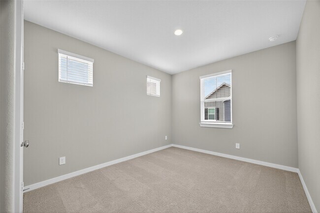 Building Photo - 4121 Fig Grv St