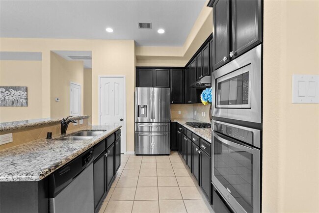 Building Photo - 9254 Solvista Pass Ln