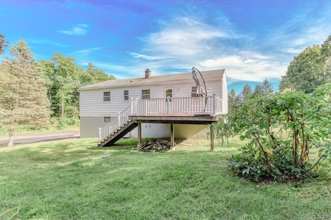 Building Photo - 11 Hudson Bluff Dr
