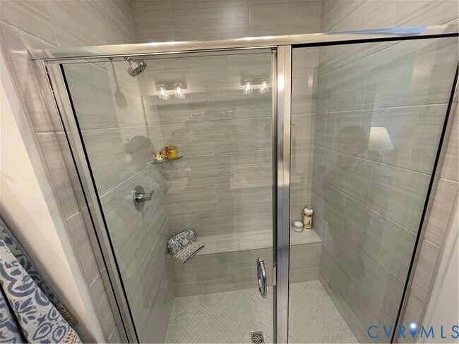 Building Photo - 6900 Sunrise Oasis Ln