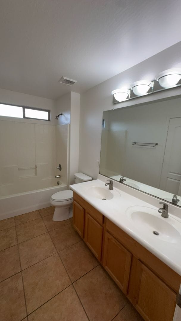 Building Photo - Prime Power Ranch Retreat: 4BR/2.5BA Oasis with Private Pool, Vaulted Ceilings & Backyard Bliss!