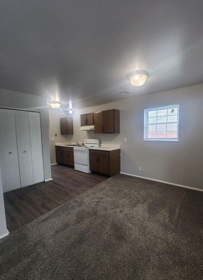 Building Photo - Cozy 1-Bedroom Bungalow – Easy Single-Level Living