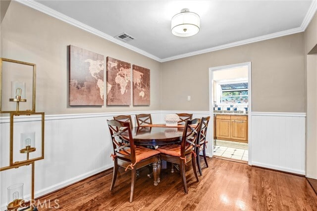 Building Photo - 1130 N Cordova St