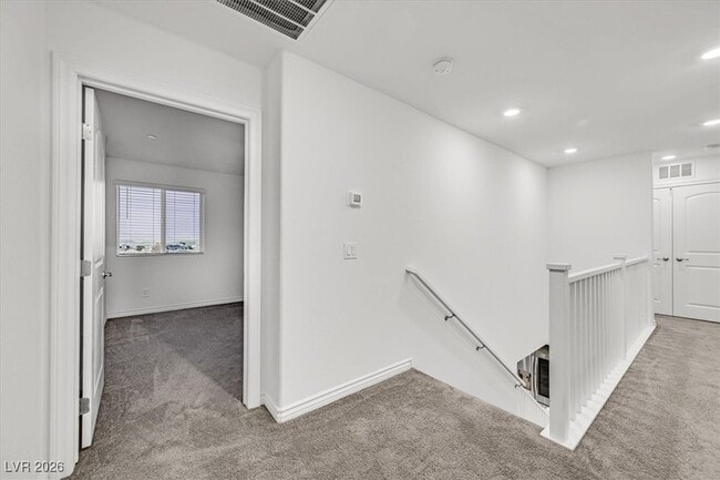 Building Photo - 326 Quail Dove Ave