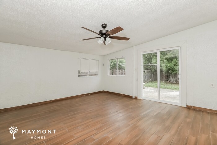 Building Photo - 314 Surrels Ave