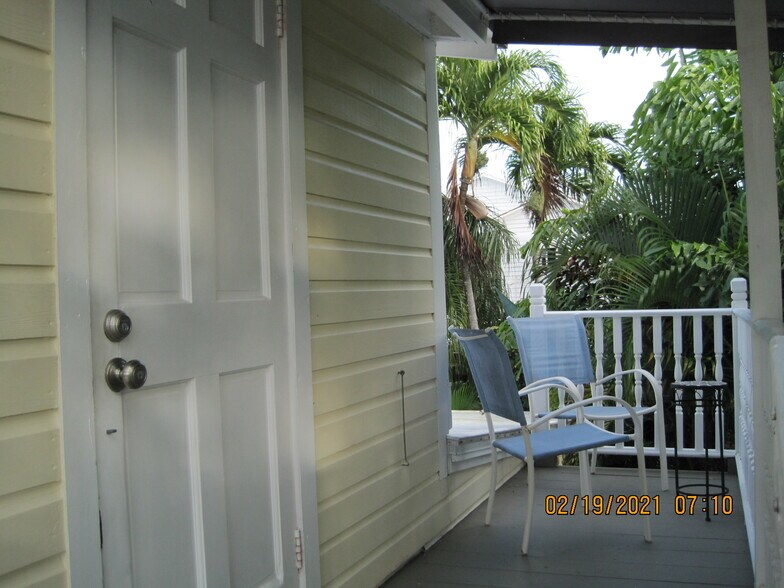 Building Photo - 1320 Angela St