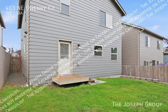 Building Photo - 403 NE Ohenry Ct