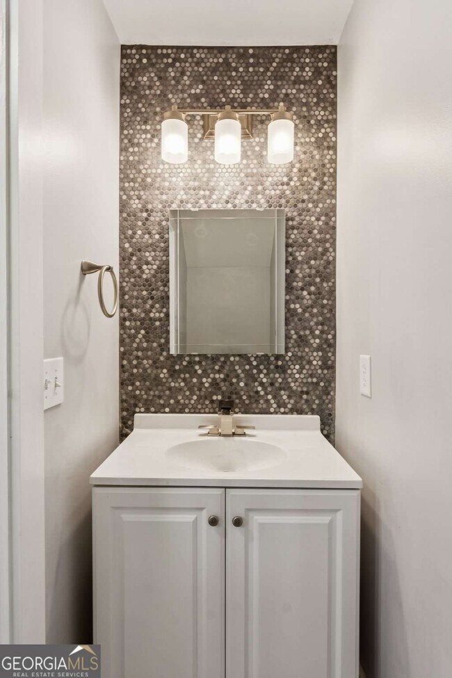 Building Photo - 2275 Eagle Pointe Ct NW