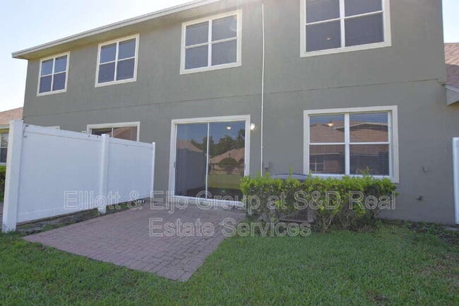 Building Photo - 6352 Sedgeford Dr