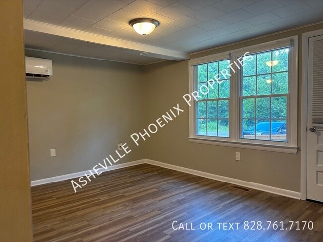 Building Photo - 203 Hawthorne Ave
