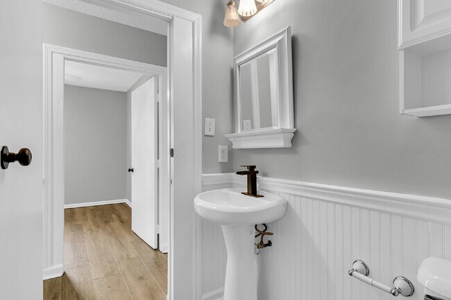 Building Photo - Location, Space and convenience at this adorable home.