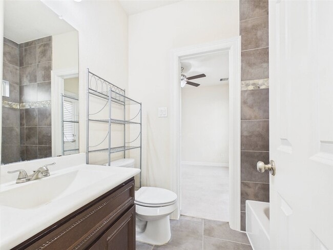 Building Photo - 10606 Shadow Elm Ct