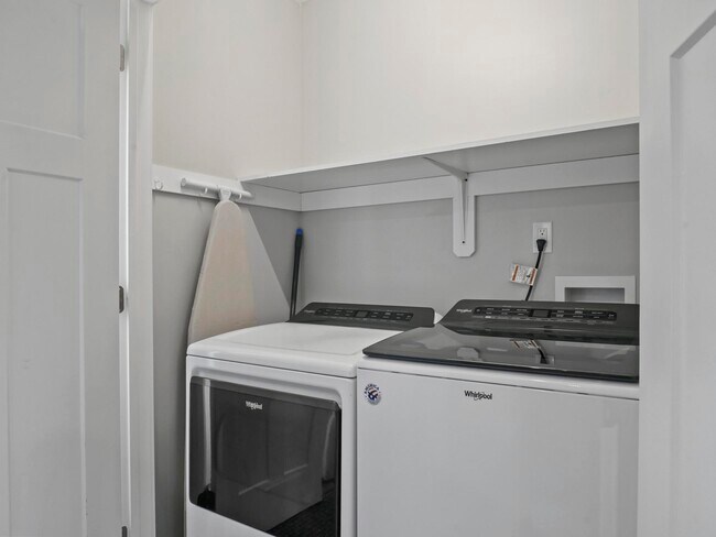 Laundry room on the main. - 105 Bobby Ridge Dr