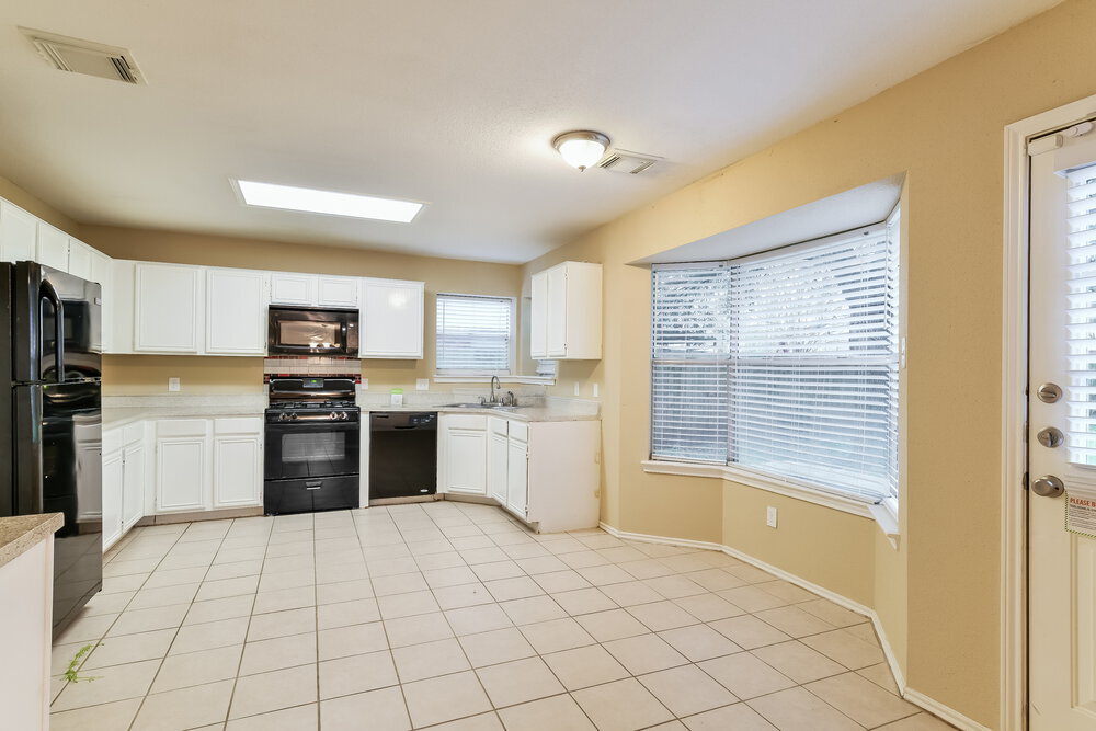 Building Photo - 16821 Kettle Creek Dr