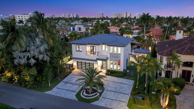 Building Photo - 334 Isle of Capri Dr