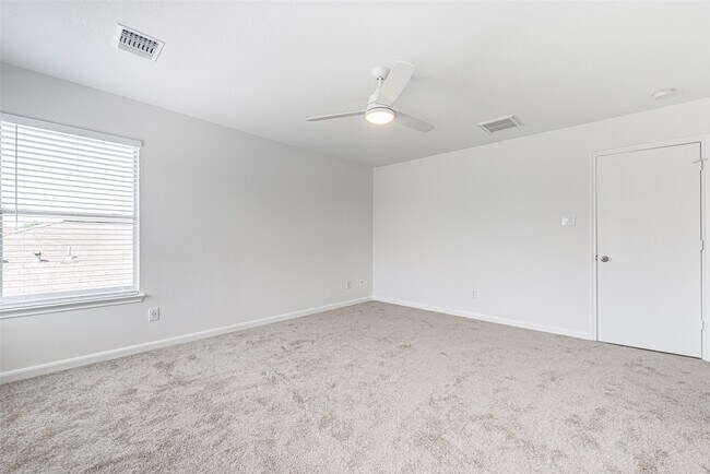 Building Photo - 2723 Piney Lake Ct
