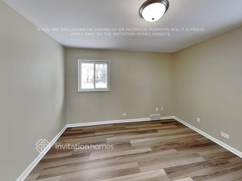 Building Photo - 715 E Le Moyne Ave