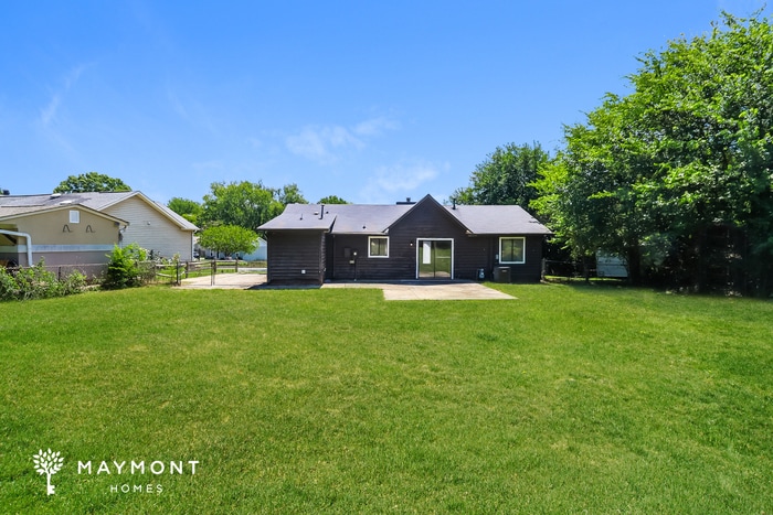Building Photo - 7312 Bramblewood Dr