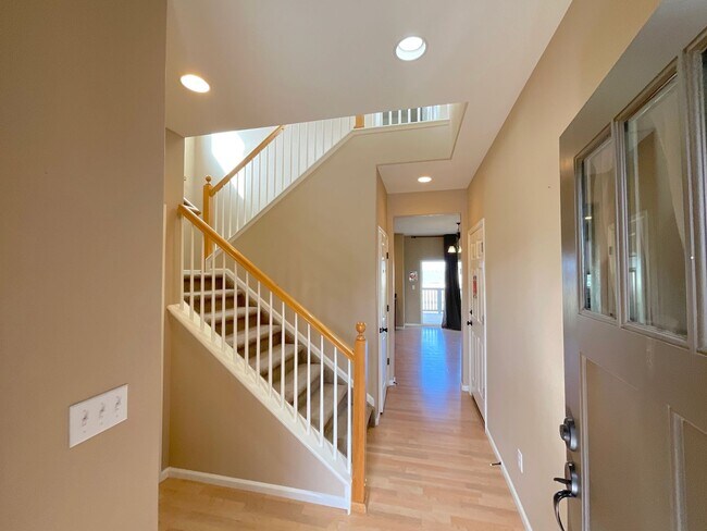 Building Photo - 6652 Maple Stone Ln