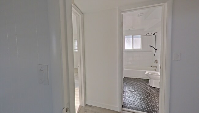 Building Photo - 4740 S 3040 W