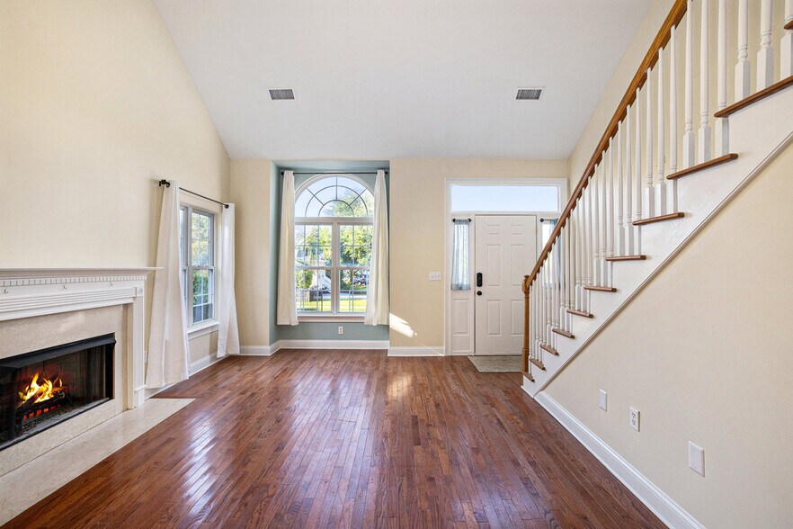 Building Photo - 1573 Ocean Neighbors Blvd