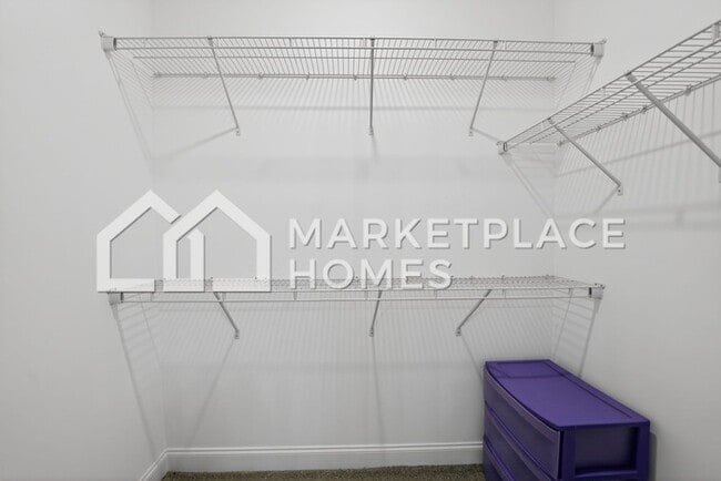 Building Photo - 5185 Watson Vw Dr