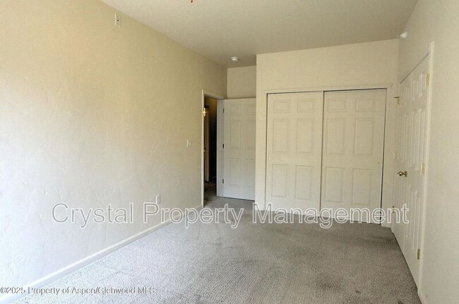 Building Photo - 2701 Midland Ave