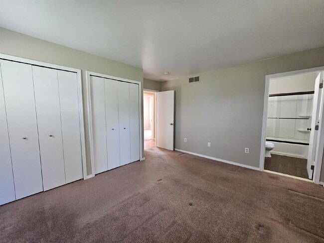 Building Photo - 3 Bedroom Ranch, 2 Full Bathrooms, 2 Car Garage. Large Master Bedroom, Living Room, Family Room, ...