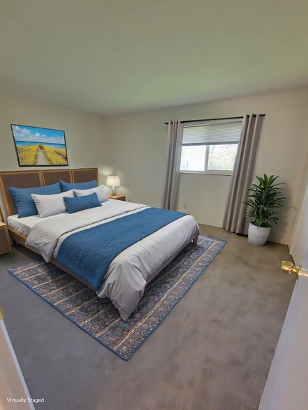 13'10x11'4 large bedroom - 3161 Madison Ave