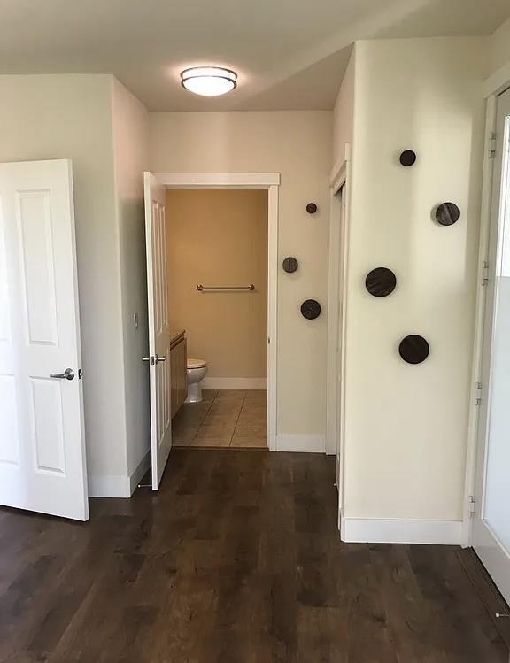 Building Photo - 224 Laurel St