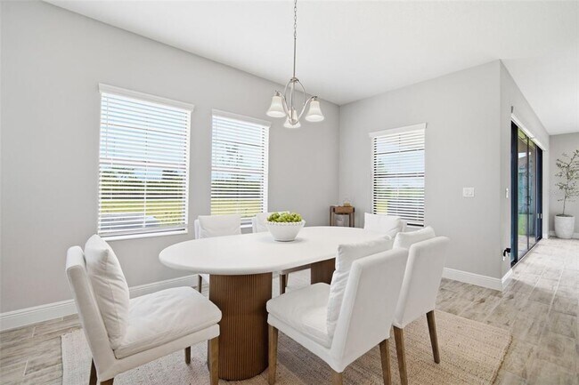 Building Photo - 6396 Roadstead Ct