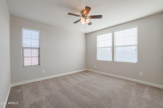 Building Photo - 2736 E Mews Rd