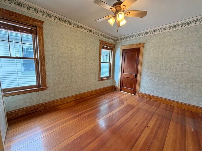 Building Photo - 115 Beech St