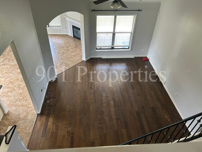 Building Photo - 14383 Buttercup Dr