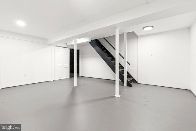 Building Photo - 282 Clermont Terrace