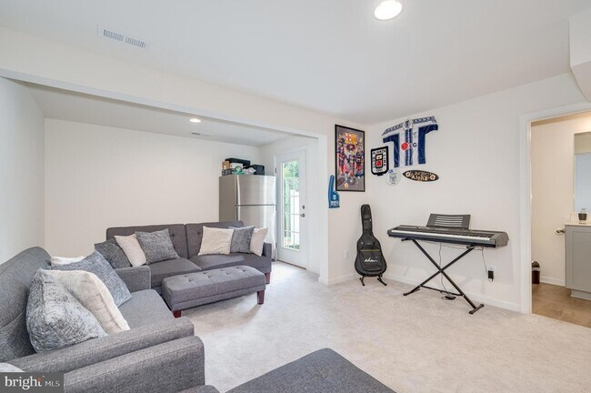 Building Photo - 64 Tate Manor Dr