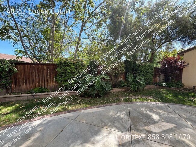 Building Photo - 40357 Logan Ct