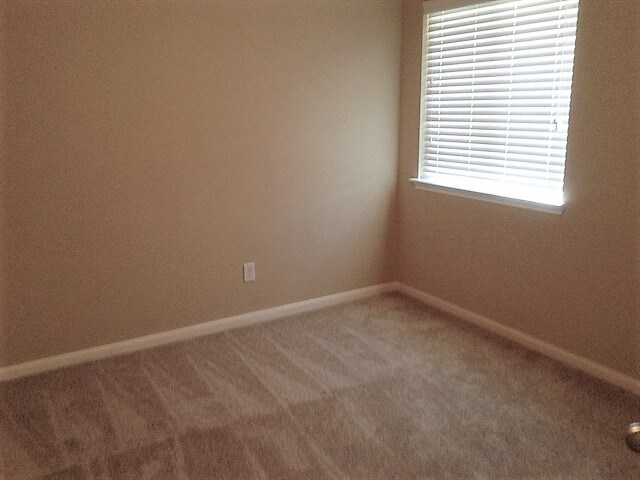 Building Photo - 22927 Lily Creek Dr