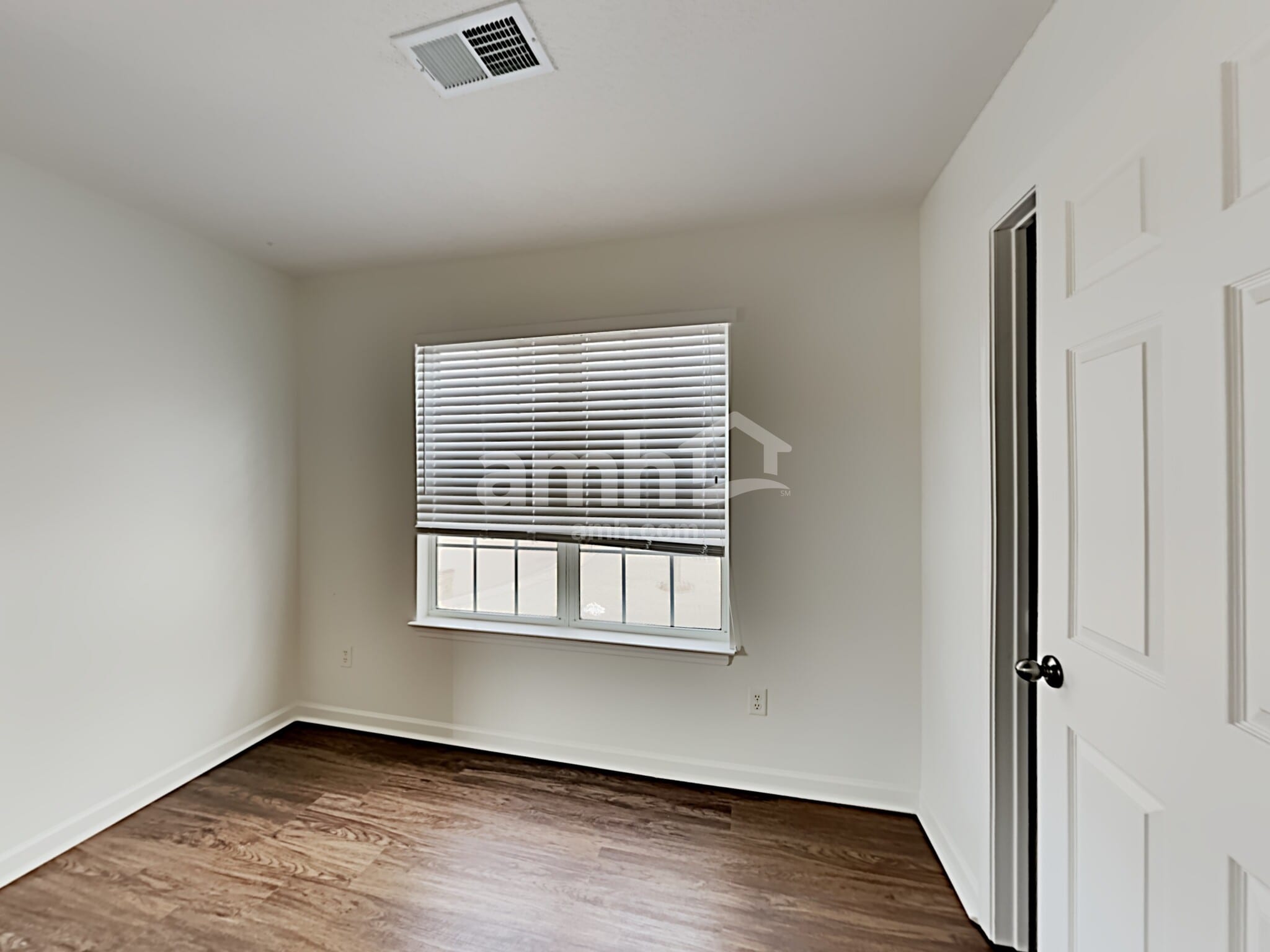 Building Photo - 1302 Jackson Pond Cir