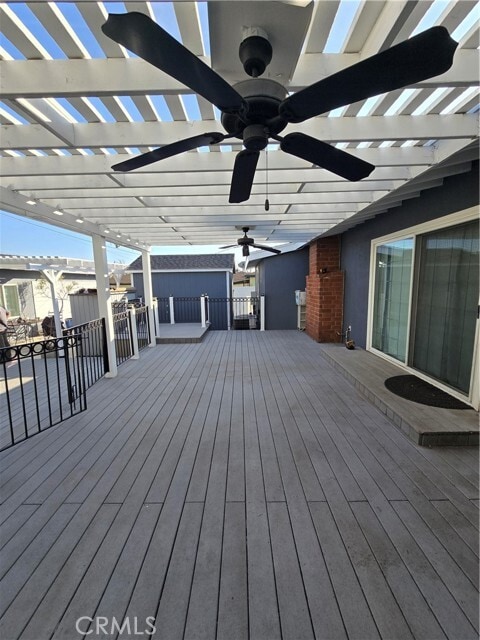 Building Photo - 896 Altura Way