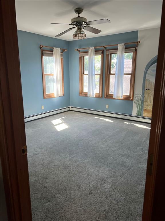 Building Photo - 104 Howland Ave