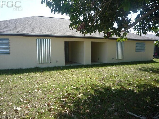 Building Photo - 601 SE 5th St