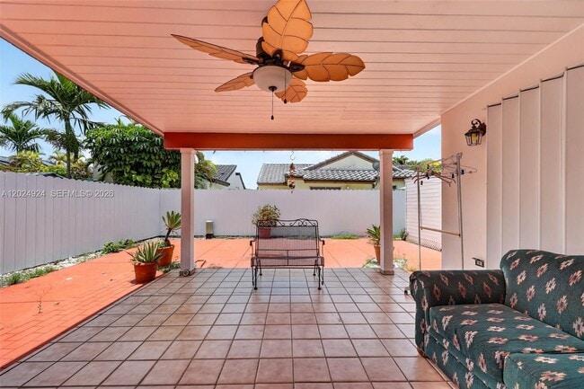 Building Photo - 13440 SW 28th St