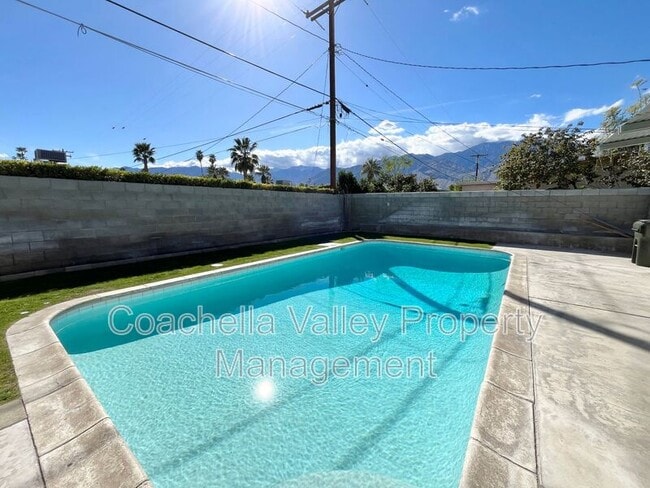 Building Photo - 4019 Cll San Raphael