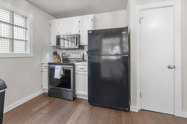 Building Photo - 2600 N 29th St