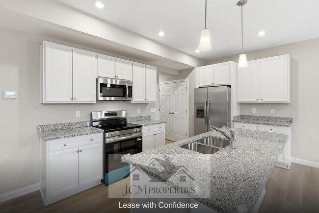 Building Photo - 117 Lambert Fld